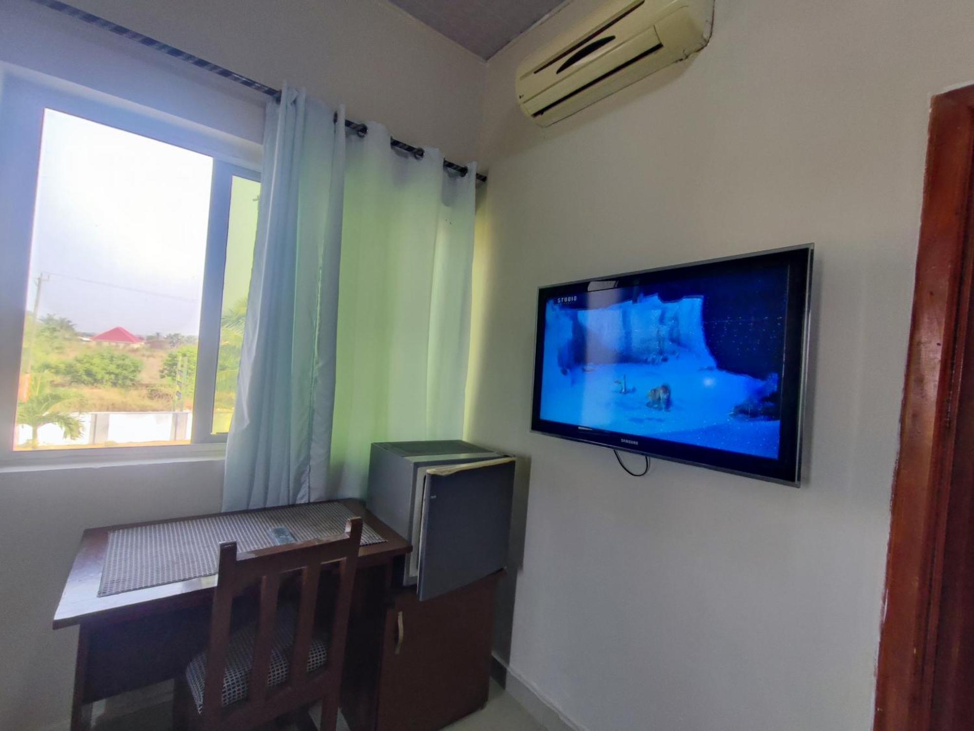 Hotel Ellisa Hospitality And Spa Akra Zewnętrze zdjęcie