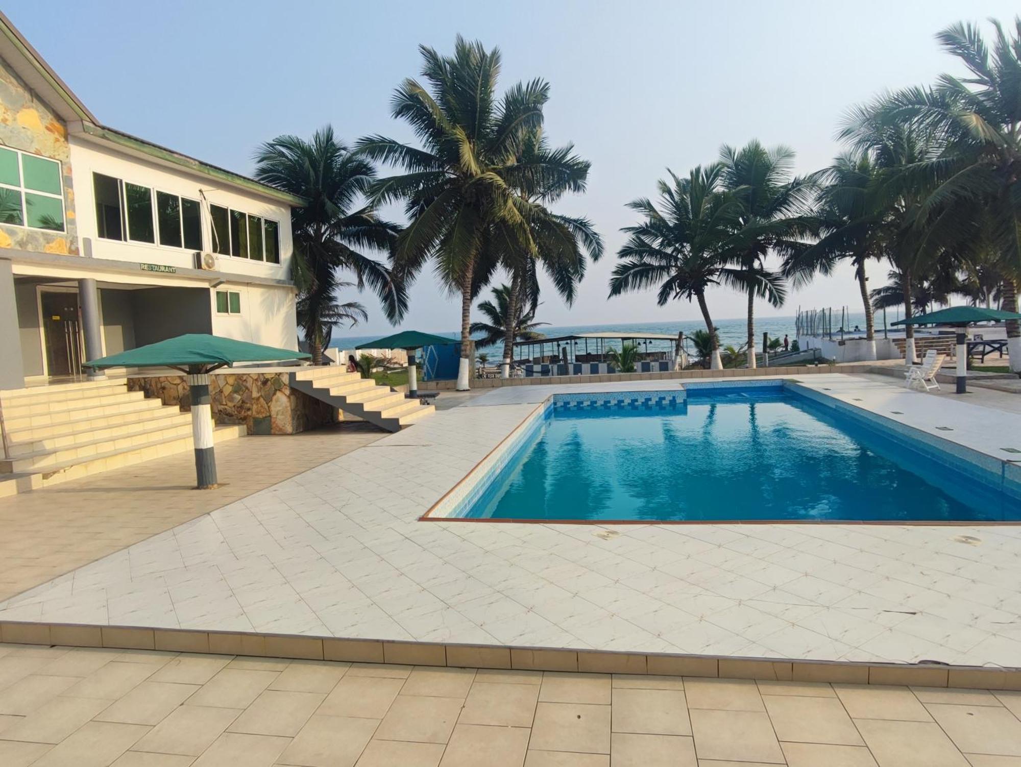 Hotel Ellisa Hospitality And Spa Akra Zewnętrze zdjęcie